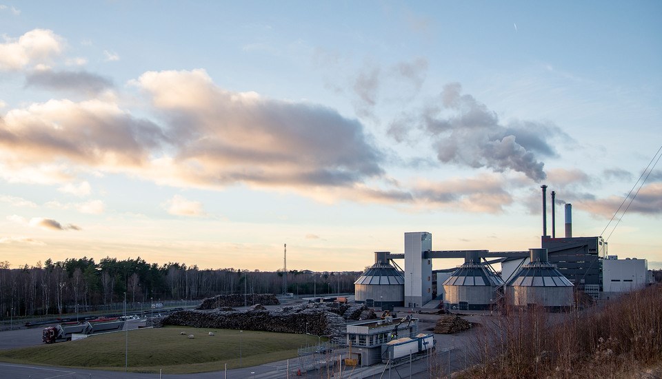 Växjö Energi's CHP plant Sandviksverket will be the first to test new technology to capture carbon dioxide. Photo: Jonas Ljungdahl.